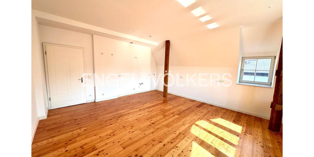 Maisonettenwohnung Magdeburg - 5 Zimmer, 175 m&sup2;, 1.559&euro; | Angebot:25921569