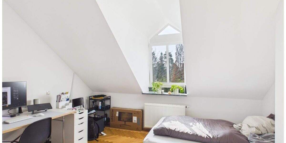 Etagenwohnung München / Allach-Untermenzing Allach-Untermenzing - 4 Zimmer, 110 m&sup2;, 2.160&euro; | Angebot:25879953