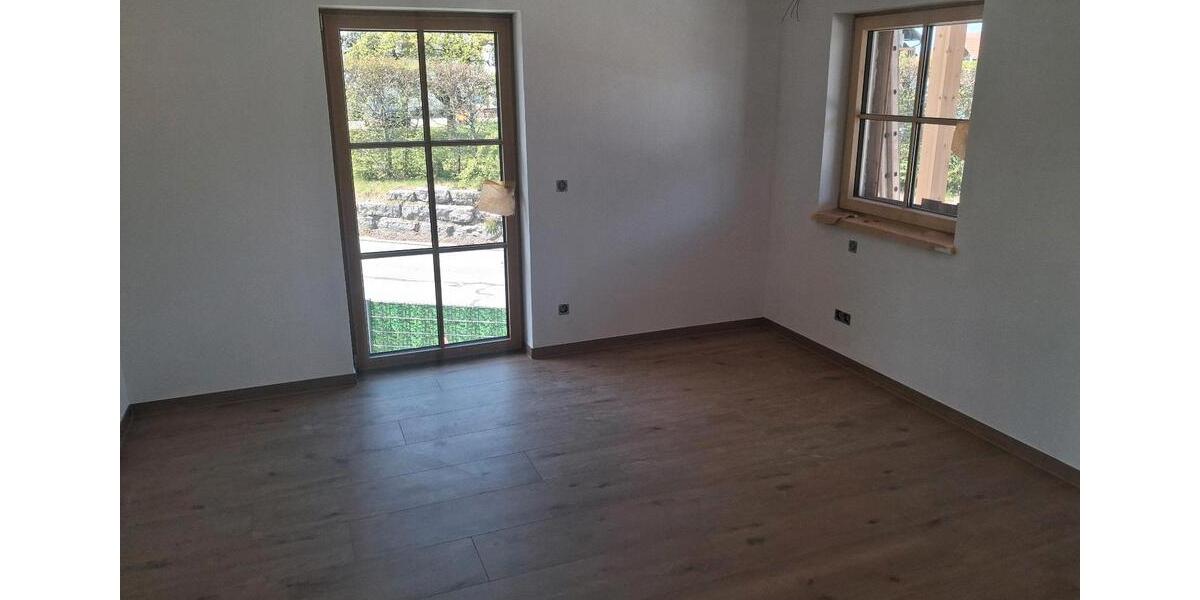 Etagenwohnung Obing - 4 Zimmer, 100 m&sup2;, 1.500&euro; | Angebot:26625193