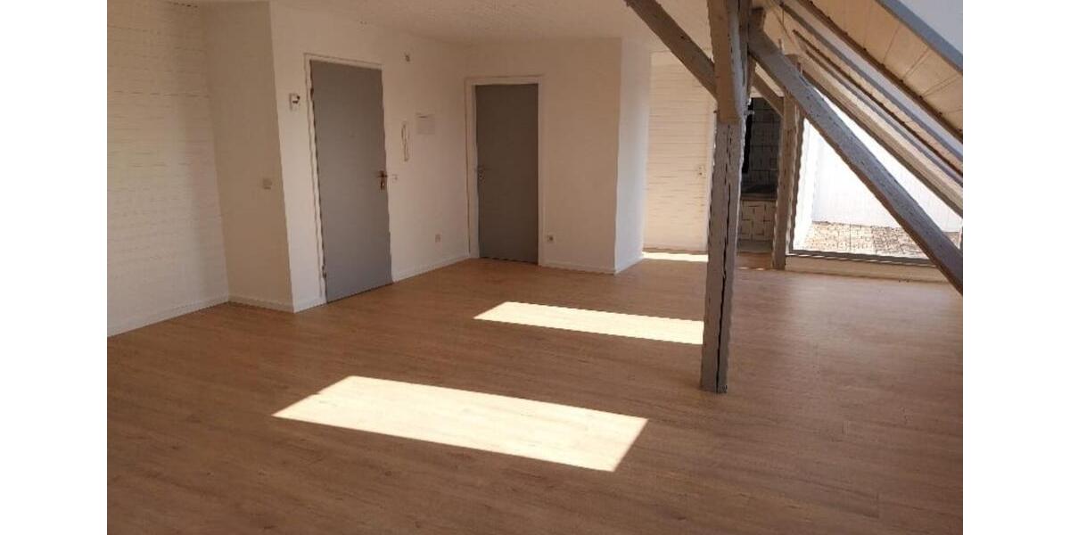Dachgeschoßwohnung Meine - 2 Zimmer, 86 m&sup2;, 670&euro; | Angebot:25857241