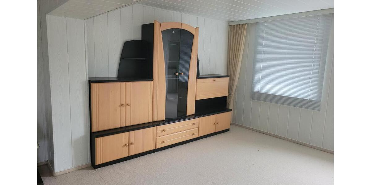 Dachgeschoßwohnung Pößneck - 4 Zimmer, 120 m&sup2;, 990&euro; | Angebot:25993600