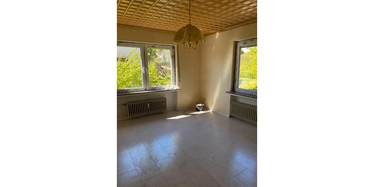 Etagenwohnung Netphen - 4 Zimmer, 86 m&sup2;, 550&euro; | Angebot:26395051