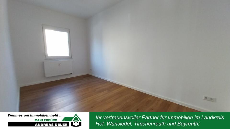 Etagenwohnung Selb - 2 Zimmer, 71 m&sup2;, 530&euro; | Angebot:25496254