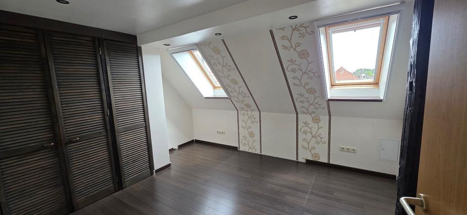 Dachgeschoßwohnung Goldberg - 3 Zimmer, 110 m&sup2;, 925&euro; | Angebot:21324471