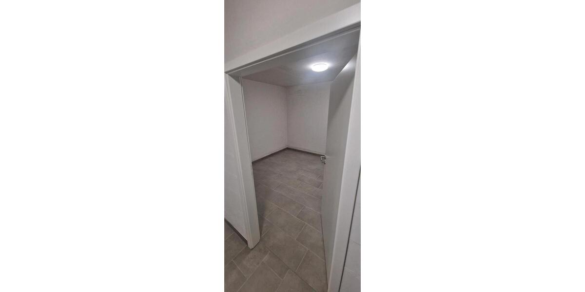 Etagenwohnung Friesoythe - 5 Zimmer, 90 m&sup2;, 3&euro; | Angebot:26429406