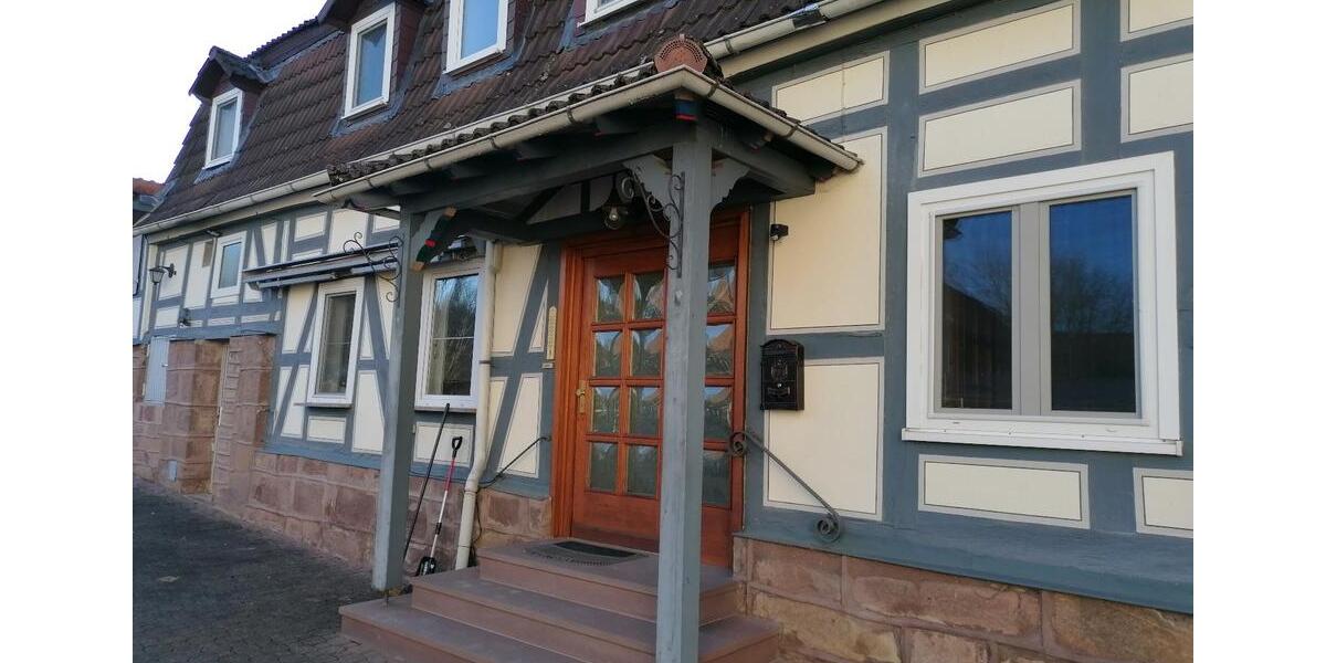 Doppelhaushälfte Waldkappel - 5 Zimmer, 157 m&sup2;, 1.340&euro; | Angebot:25989142