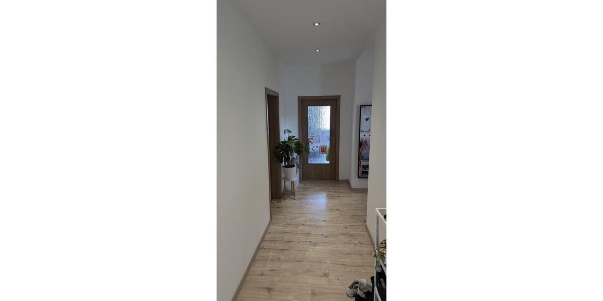 Etagenwohnung Freiberg - 5 Zimmer, 130 m&sup2;, 906&euro; | Angebot:24353949