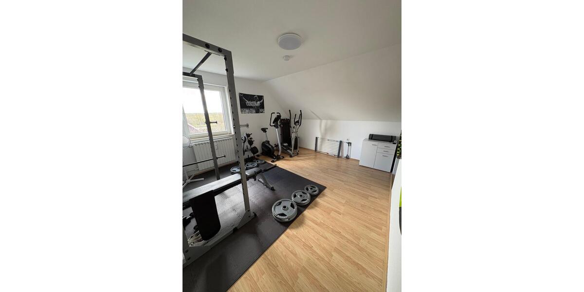 Dachgeschoßwohnung Aurach - 4 Zimmer, 105 m&sup2;, 580&euro; | Angebot:26049418