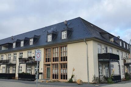 Großzügige, moderne 3-Zimmerwohnung mit Balkon im Fliegerhorst zimmer