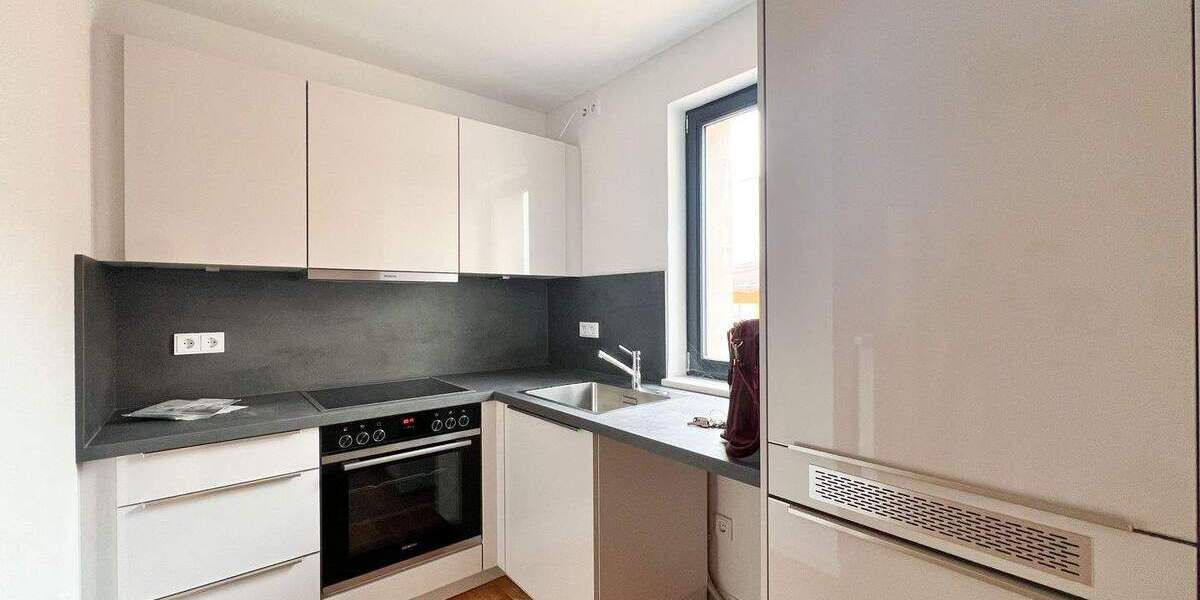 Etagenwohnung Nauen - 3 Zimmer, 61 m&sup2;, 850&euro; | Angebot:24833427
