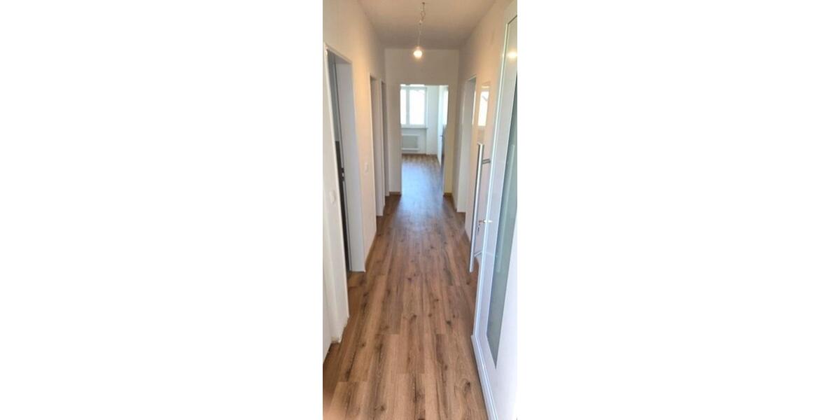 Etagenwohnung Ainring - 2 Zimmer, 68 m&sup2;, 800&euro; | Angebot:26620651