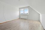Dachgeschoßwohnung Radeberg - 2 Zimmer, 65 m&sup2;, 715&euro; | Angebot:26484766