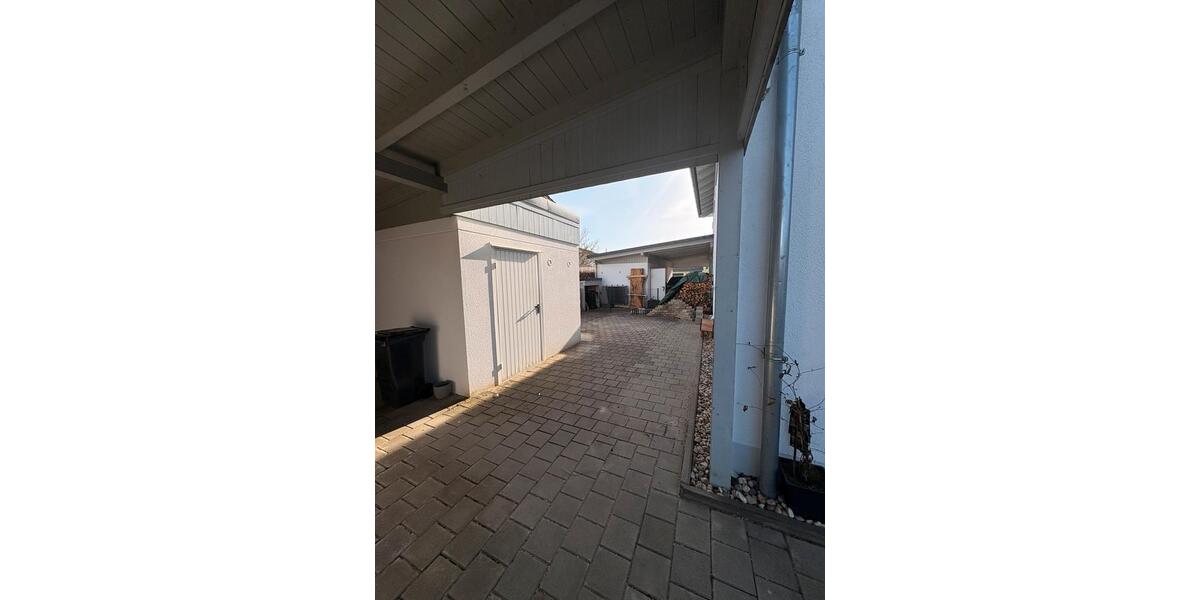 Doppelhaushälfte Aholfing - 4 Zimmer, 140 m&sup2;, 1.480&euro; | Angebot:25329422