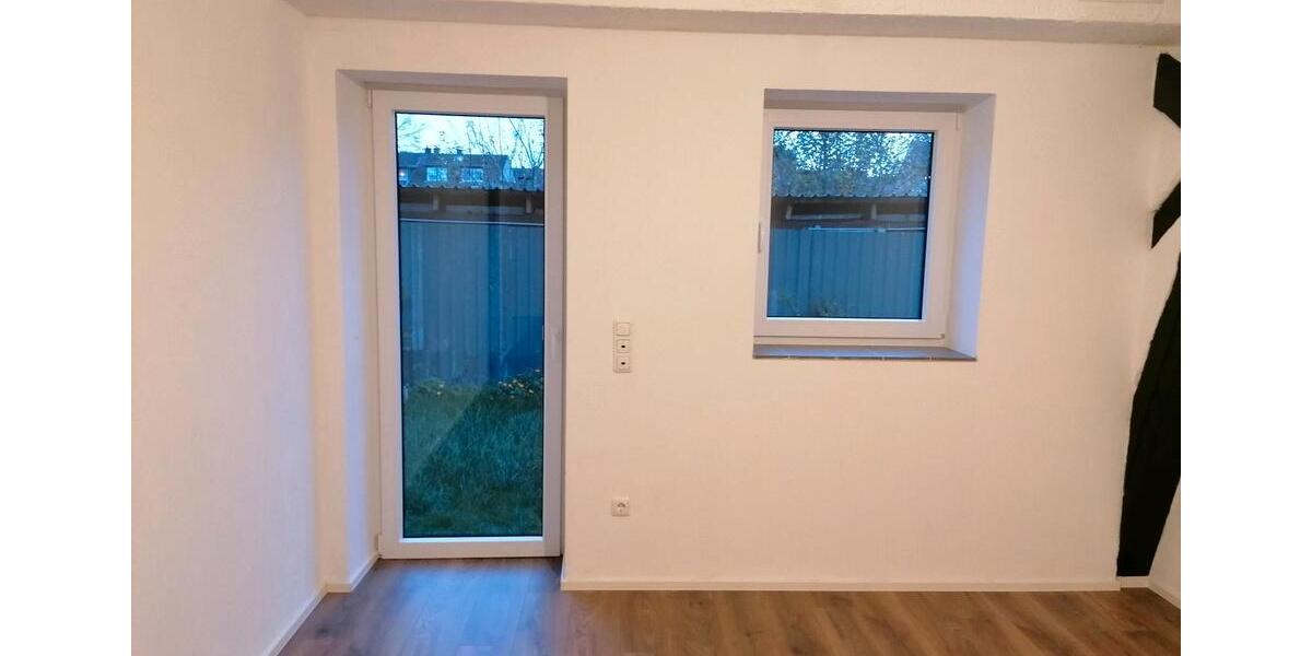 Erdgeschoßwohnung Erftstadt - 3 Zimmer, 125 m&sup2;, 1.500&euro; | Angebot:25219283