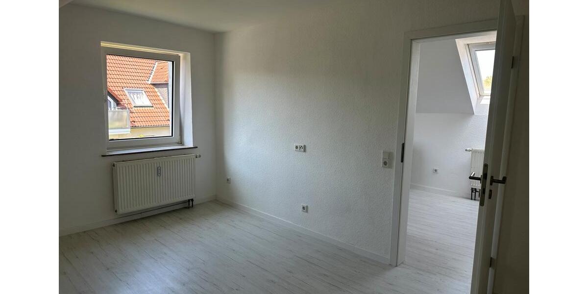 Dachgeschoßwohnung Dortmund Hombruch - 3 Zimmer, 60 m&sup2;, 675&euro; | Angebot:26231924