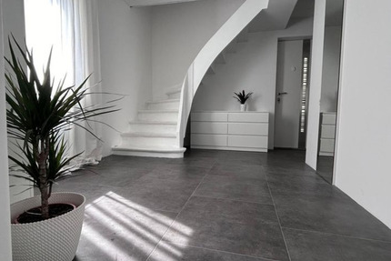 Haus Dornburg-Camburg Camburg - 4 Zimmer, 160 m&sup2;, 1.400&euro; | Angebot:25180122