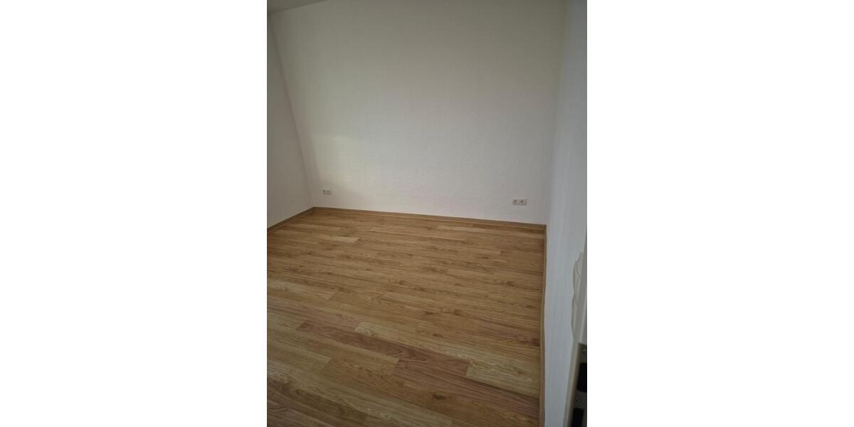 Etagenwohnung Großenhain - 3 Zimmer, 67 m&sup2;, 434&euro; | Angebot:24877913