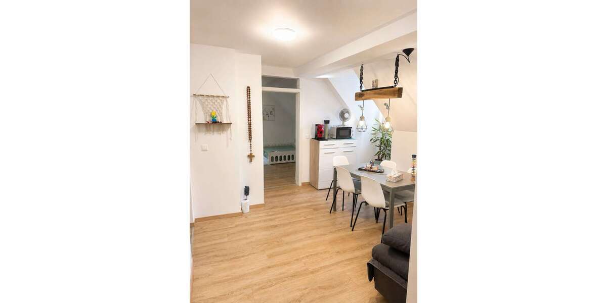 Etagenwohnung Burglengenfeld - 4 Zimmer, 75 m&sup2;, 540&euro; | Angebot:27101189