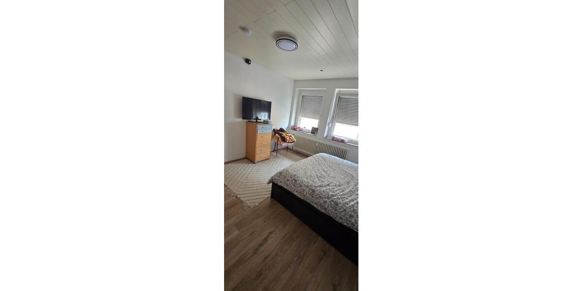 Dachgeschoßwohnung Emmerich am Rhein - 1 Zimmer, 53 m&sup2;, 490&euro; | Angebot:26564964