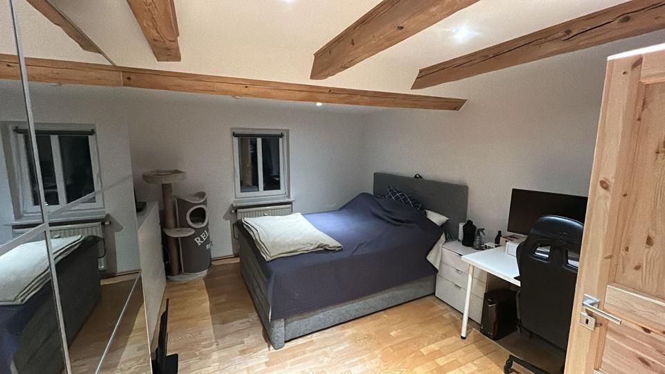 Dachgeschoßwohnung Markt Indersdorf - 4 Zimmer, 130 m&sup2;, 2.150&euro; | Angebot:25881481