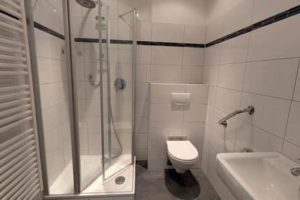 Wohnung Bremerhaven Geestemünde - 2 Zimmer, 72 m&sup2;, 499&euro; | Angebot:26002011