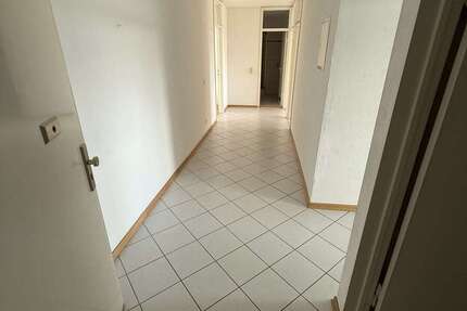Wohnung Ludwigshafen am Rhein Mitte - 4 Zimmer, 113 m&sup2;, 1.350&euro; | Angebot:26113534