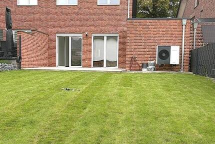 Erstbezug! Moderne Doppelhaushälfte mit Garage und Gartenbereich. 5 zimmer