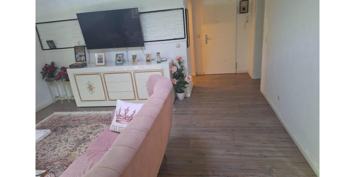 Etagenwohnung Reinbek - 3 Zimmer, 87 m&sup2;, 1.300&euro; | Angebot:26622542