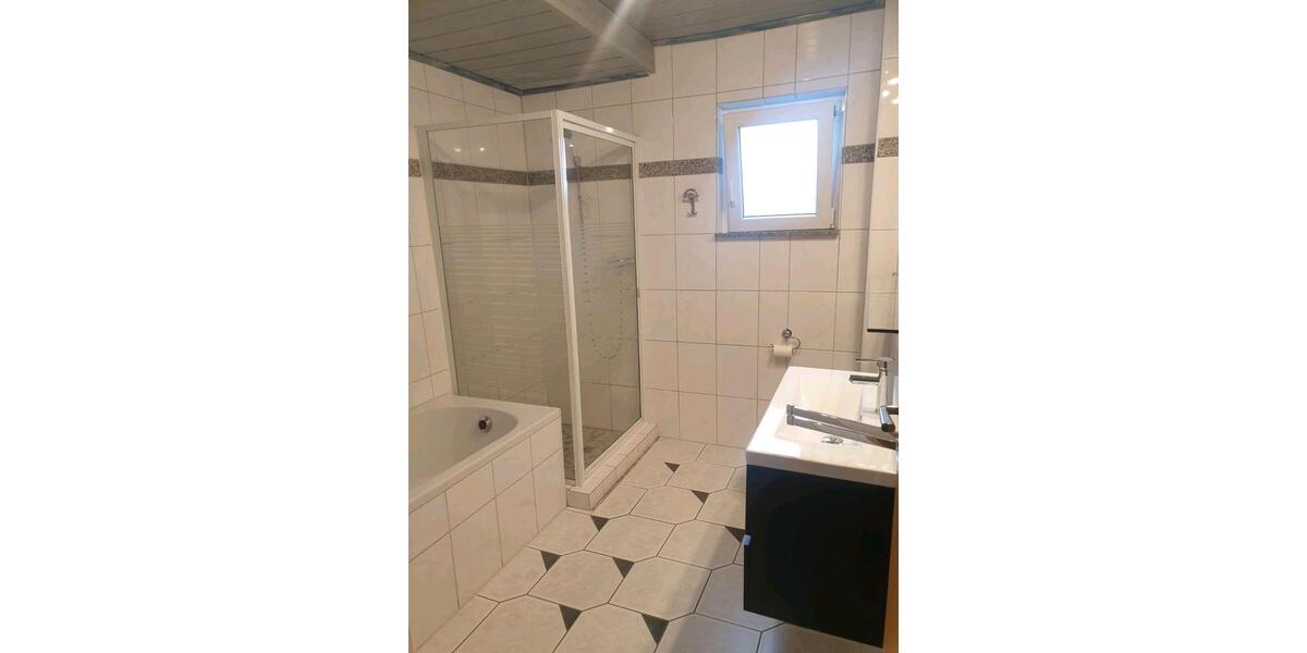 Erdgeschoßwohnung Sankt Katharinen - 5 Zimmer, 104 m&sup2;, 1.150&euro; | Angebot:26701702