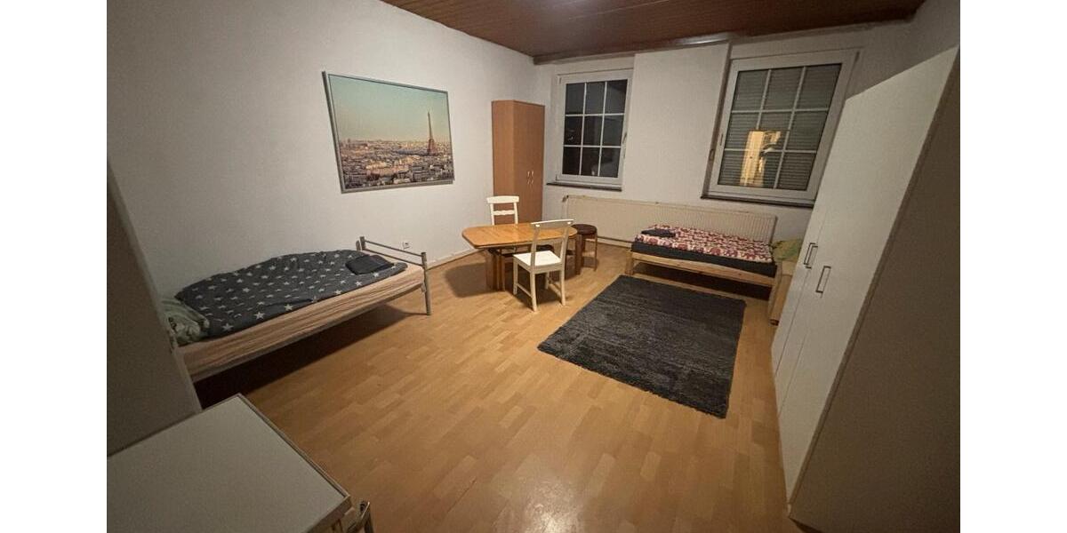 Erdgeschoßwohnung Emsdetten - 7 Zimmer, 160 m&sup2;, 15&euro; | Angebot:25764226