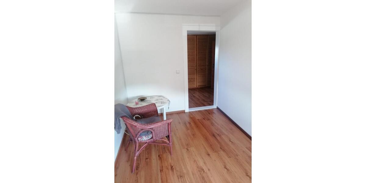 Etagenwohnung Kolkwitz - 3 Zimmer, 90 m&sup2;, 900&euro; | Angebot:24741000