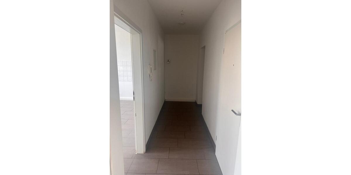 Etagenwohnung Hohenstein-Ernstthal Ernstthal - 3 Zimmer, 78 m&sup2;, 400&euro; | Angebot:26646087