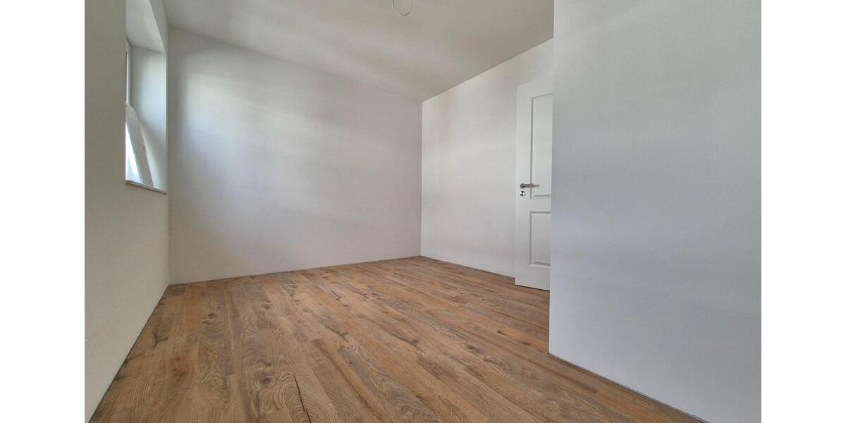 Einfamilienhaus Norderstedt - 3 Zimmer, 69 m&sup2;, 1.550&euro; | Angebot:25962984