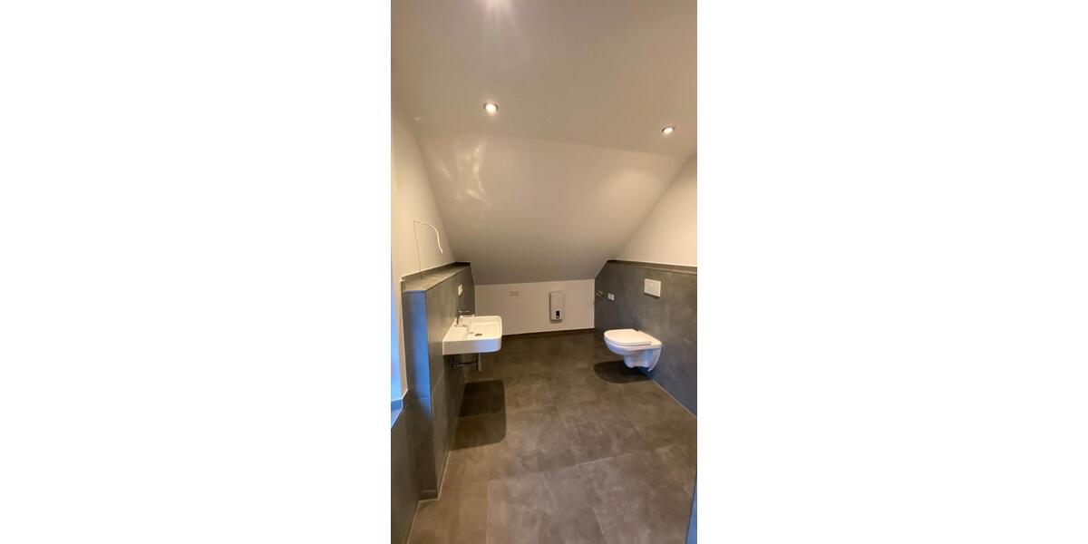 Dachgeschoßwohnung Heusweiler - 3 Zimmer, 88 m&sup2;, 790&euro; | Angebot:26538704