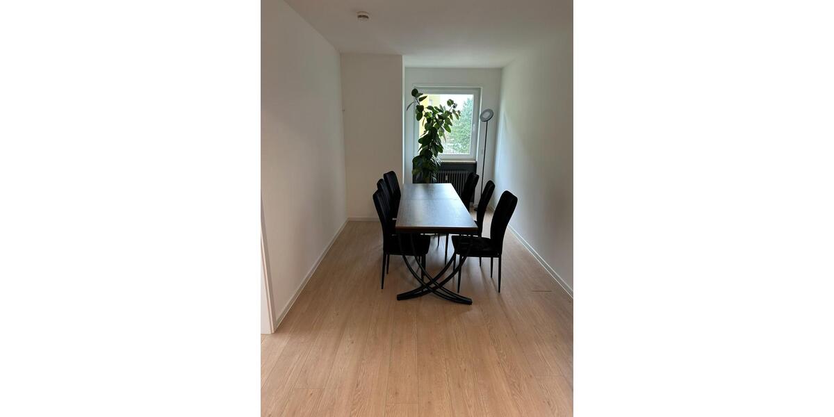 Wohnen auf Zeit Saarbrücken - 15 Zimmer, 145 m&sup2;, 515&euro; | Angebot:25768827