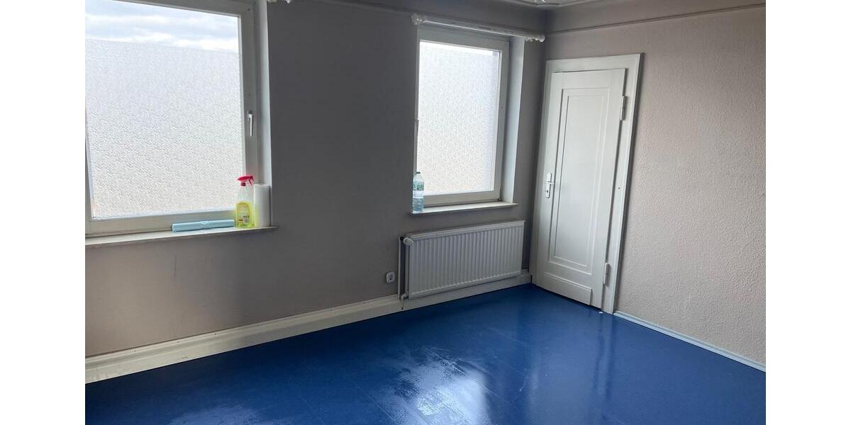 Dachgeschoßwohnung Lage - 2 Zimmer, 50 m&sup2;, 430&euro; | Angebot:25656620