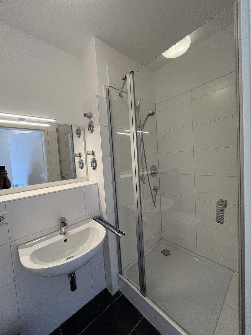 ParkSuites Wilmersdorf-Möbliertes Wohnung modernen Gebäude neben Volkspark, 7 Min Fußweg Bahnhof 1 zimmer