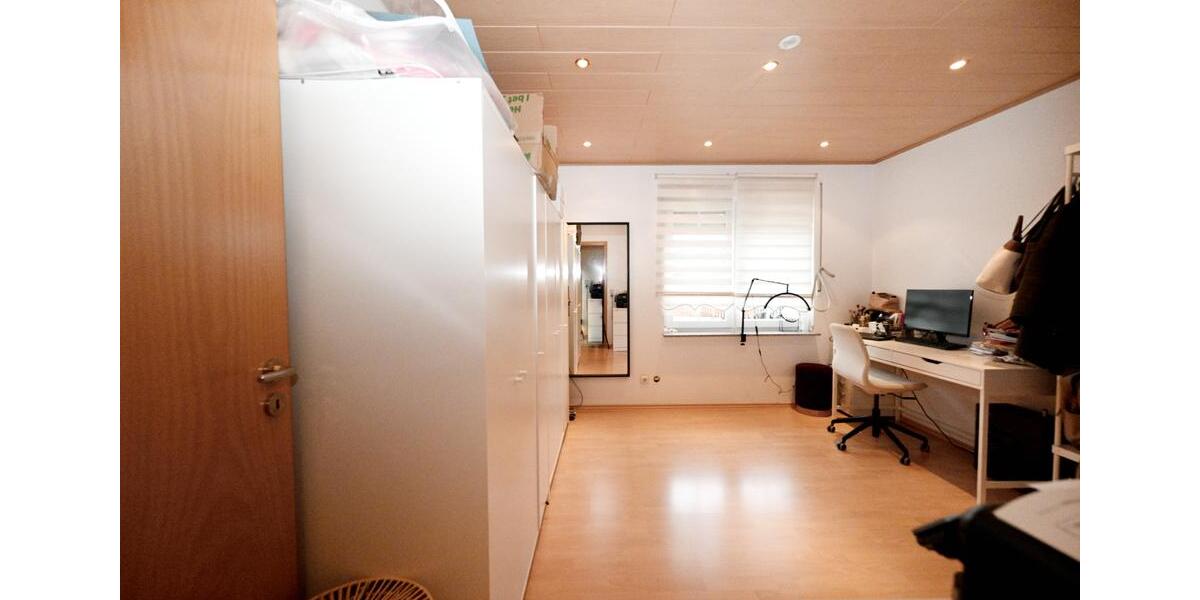 Erdgeschoßwohnung Biedenkopf - 4 Zimmer, 134 m&sup2;, 1.190&euro; | Angebot:24223187