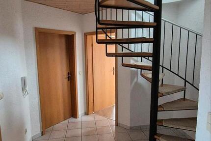 Wohnung Edelsfeld - 3 Zimmer, 100 m&sup2;, 1.000&euro; | Angebot:26004604