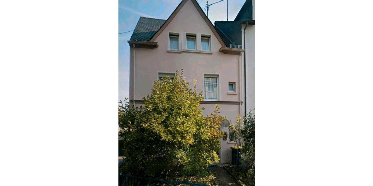 Reihenhaus Boppard - 7 Zimmer, 134 m&sup2;, 1.100&euro; | Angebot:26032817