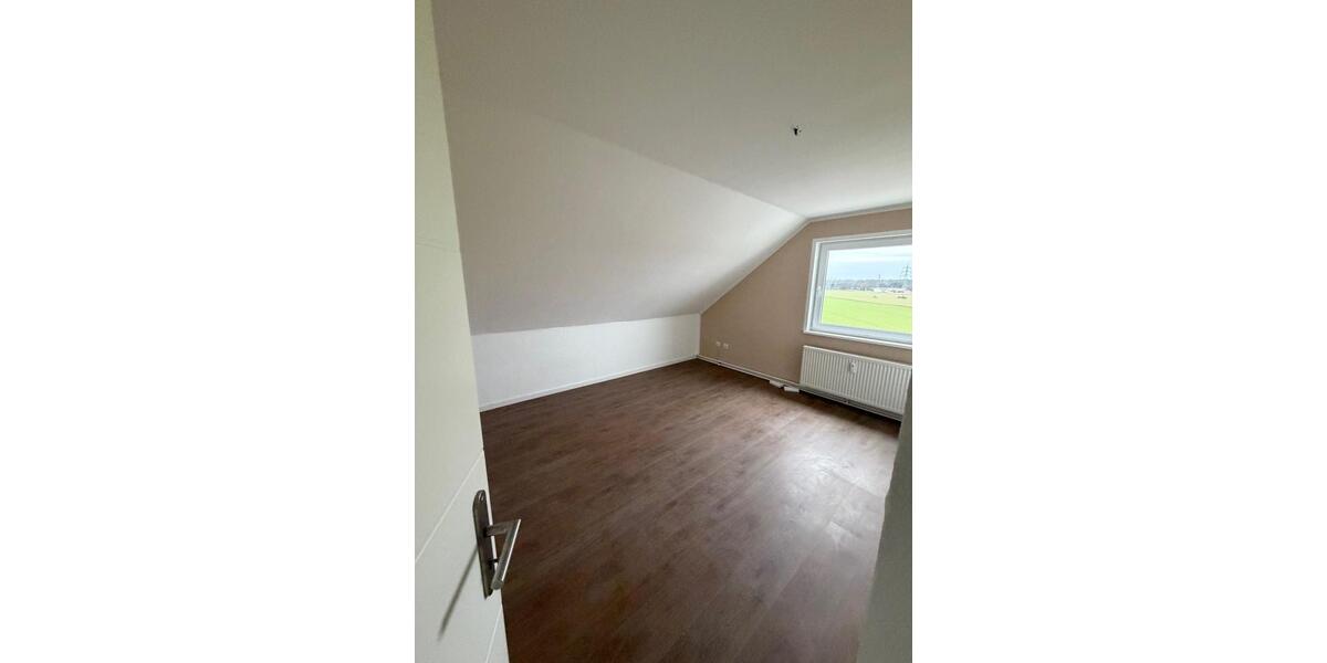 2-Zimmer DG Wohnung in 64832 2 zimmer