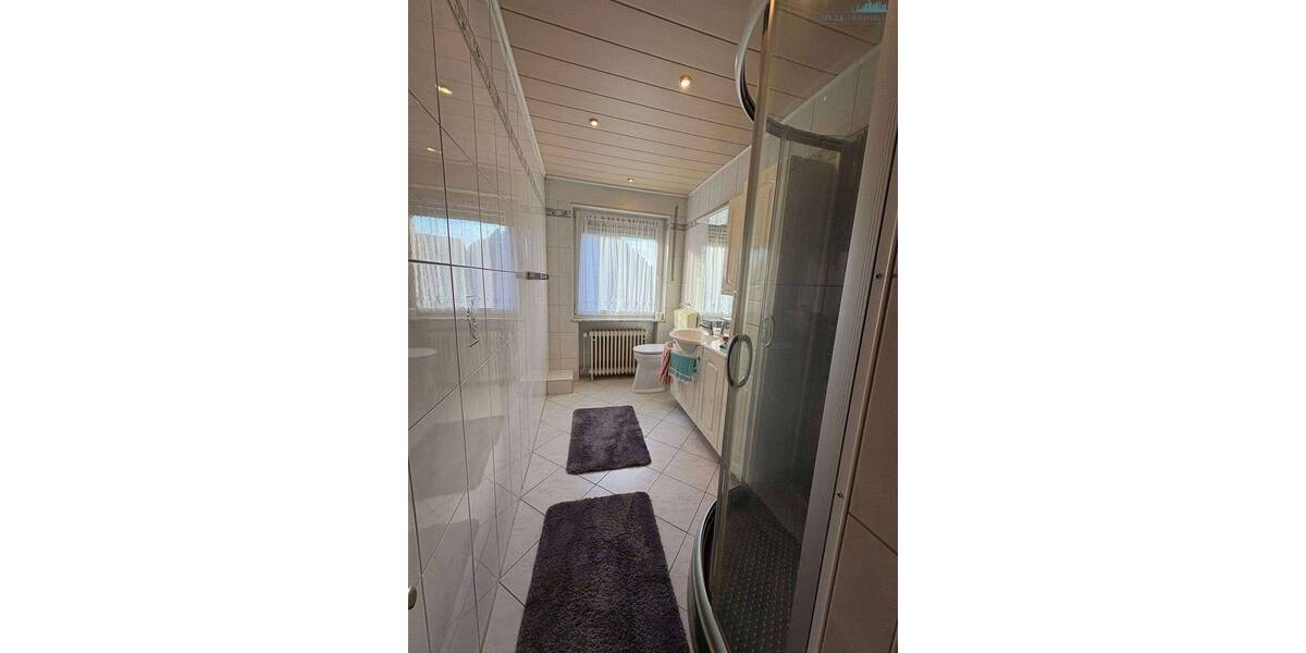 Etagenwohnung Linden Großen-Linden - 5 Zimmer, 150 m&sup2;, 1.150&euro; | Angebot:26713069