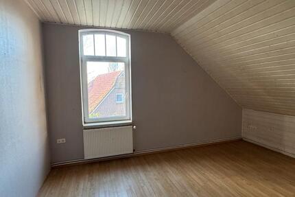 Wohnung Westerstede - 3 Zimmer, 70 m&sup2;, 595&euro; | Angebot:26632975