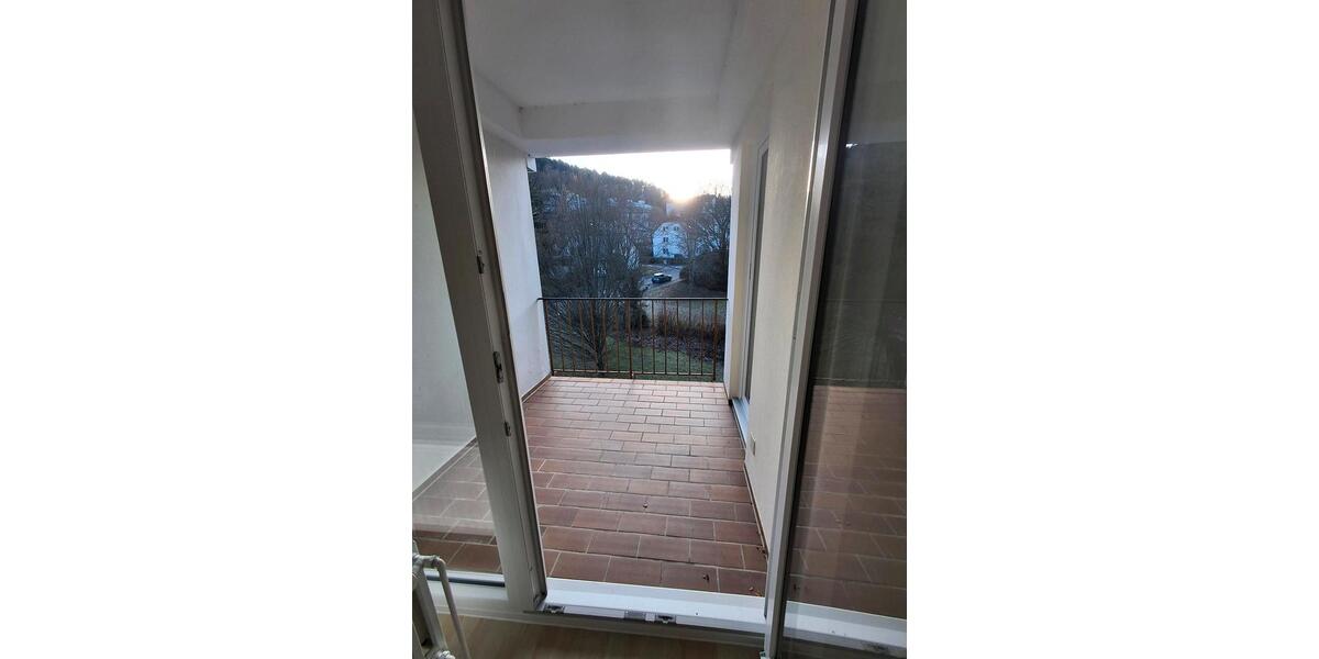 2-Zimmer-Wohnung in Marburg-Wehrda mit Parkplatz zimmer