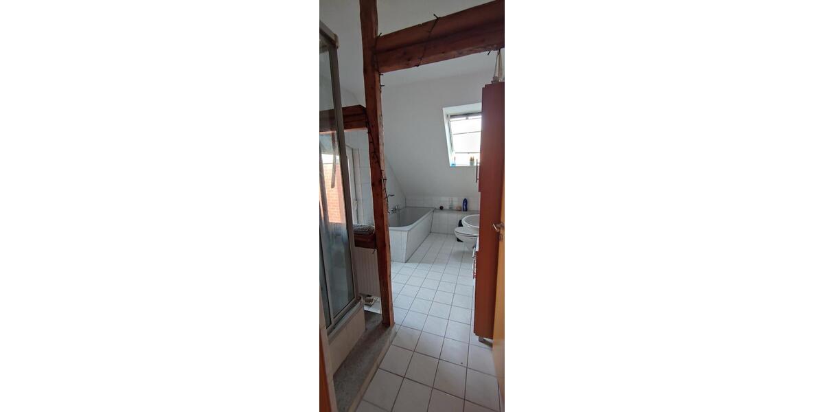 Dachgeschoßwohnung Alfeld (Leine) - 4 Zimmer, 92 m&sup2;, 700&euro; | Angebot:26562603