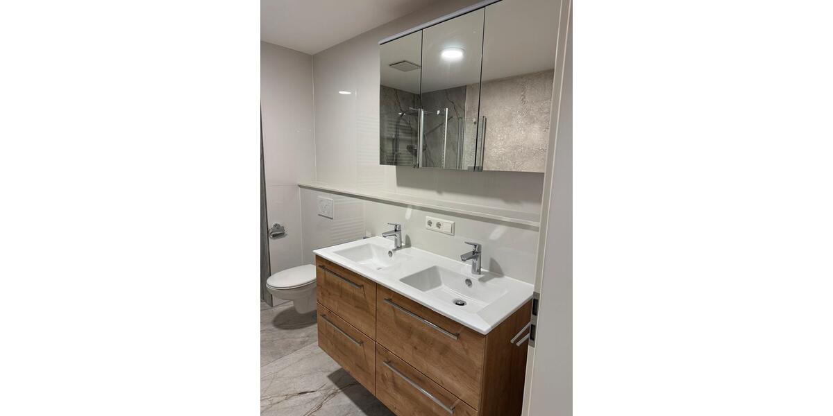 Erdgeschoßwohnung Freudenstadt - 2 Zimmer, 95 m&sup2;, 1.465&euro; | Angebot:25457003