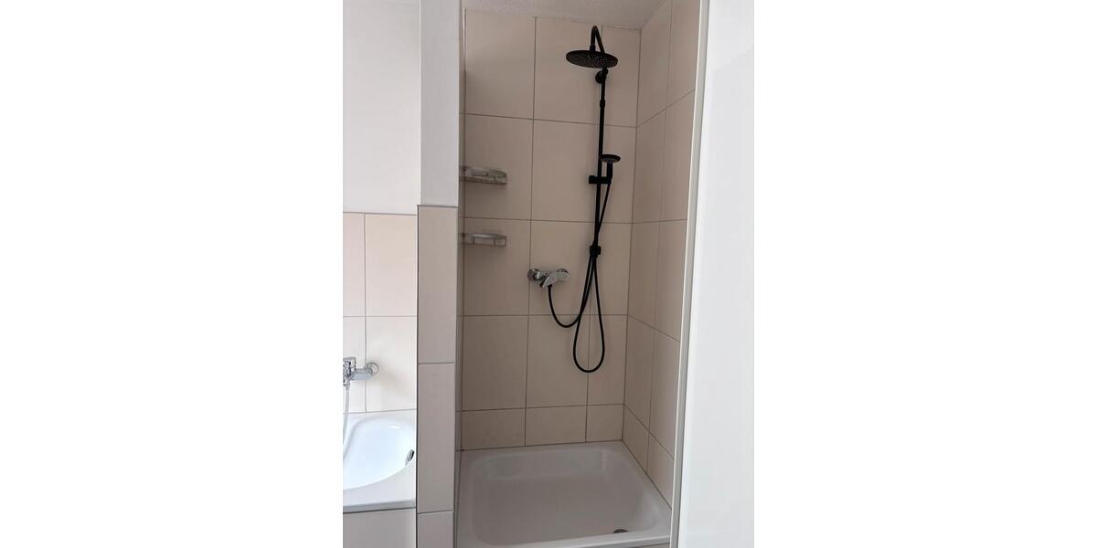 Etagenwohnung Östringen - 5 Zimmer, 100 m&sup2;, 1.000&euro; | Angebot:26488477