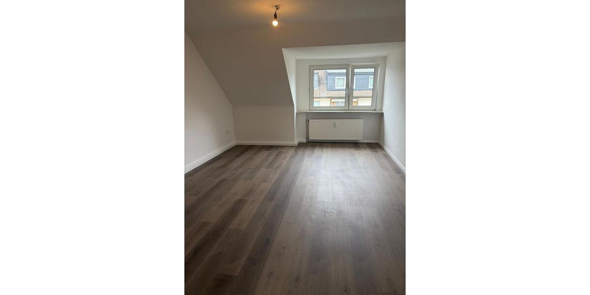 Dachgeschoßwohnung Mülheim an der Ruhr Mellinghofen - 2 Zimmer, 67 m&sup2;, 690&euro; | Angebot:25380043