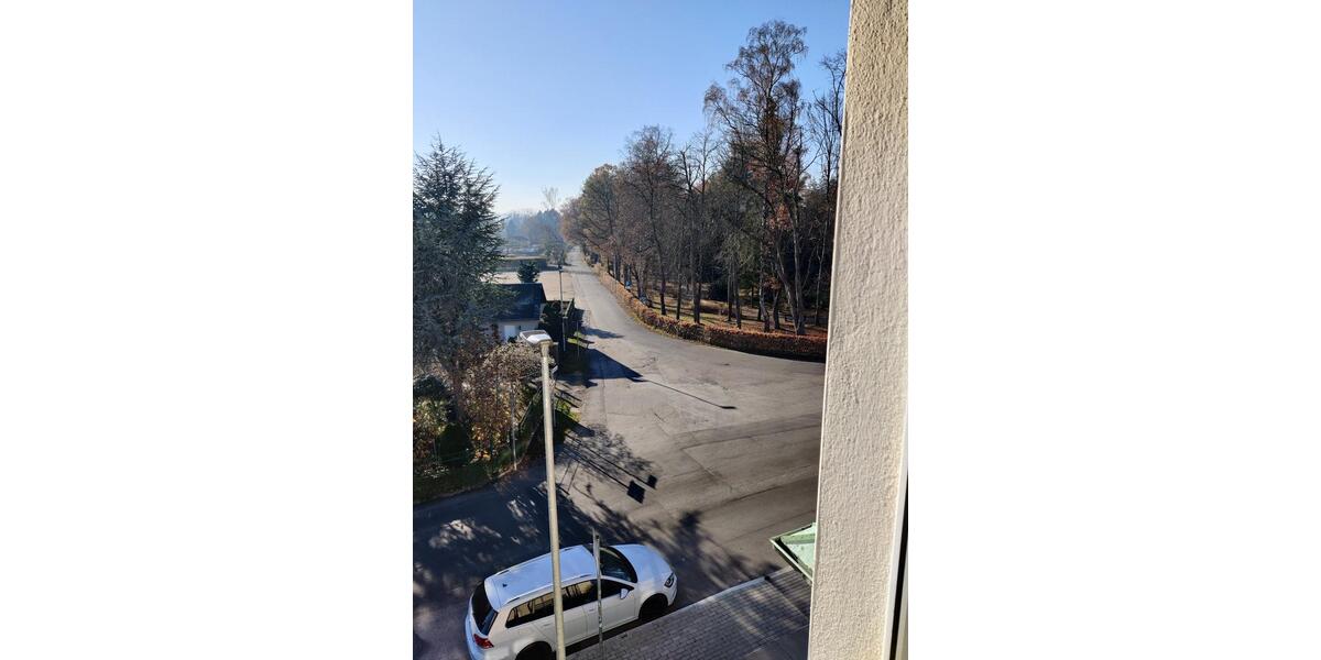 Dachgeschoßwohnung Limbach-Oberfrohna Oberfrohna - 2 Zimmer, 60 m&sup2;, 360&euro; | Angebot:26058024