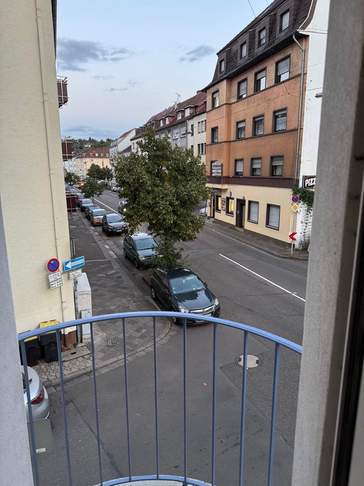 Alt-Saarbrücken - renovierte große 3 Zimmer+ Wohnung